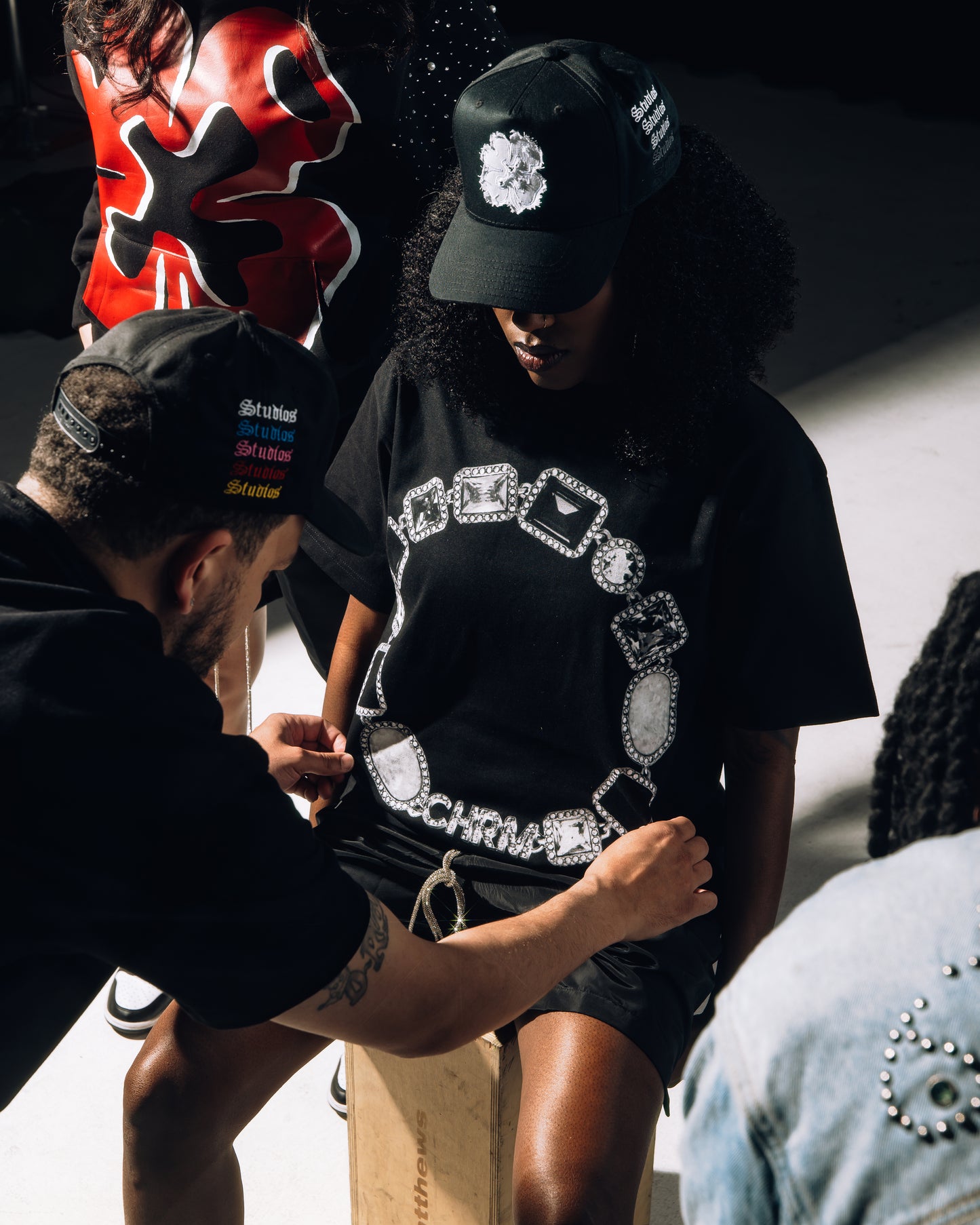 Precious Wrist Tee
